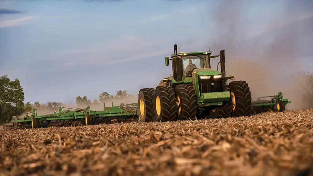 New John Deere 9R 490 Tractor at LandMark