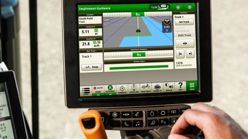 New John Deere AutoTrac™ Implement Guidance at LandMark