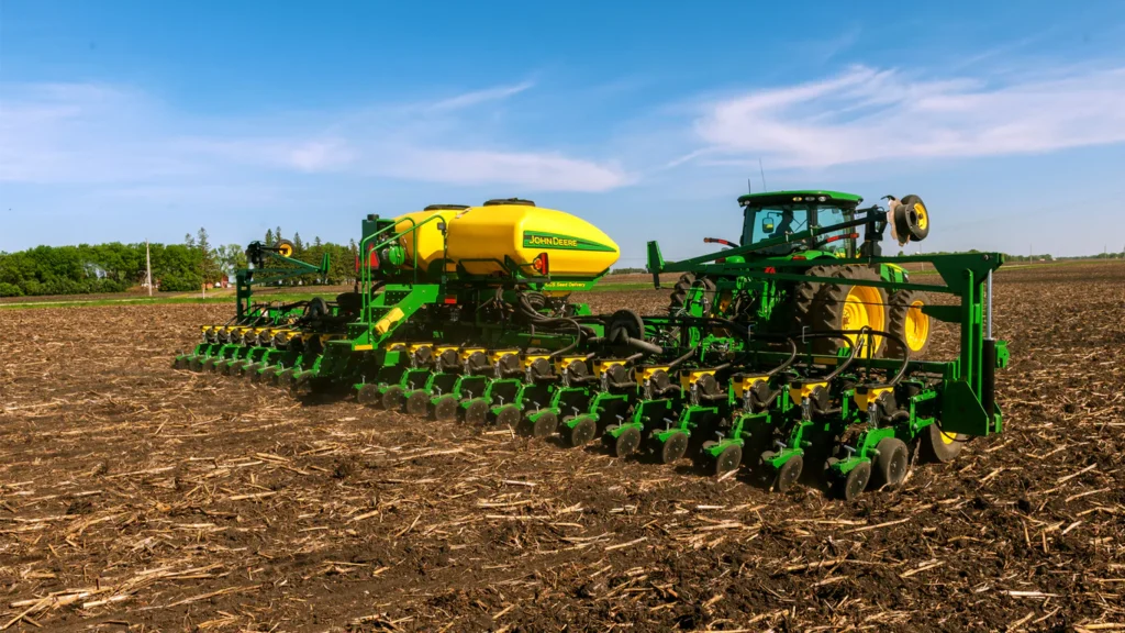 New John Deere DB44 24Row22 Planter at LandMark