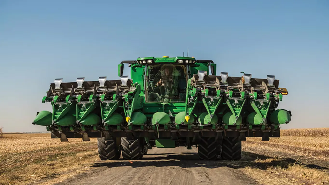 New John Deere CF18 Folding Corn Head at LandMark