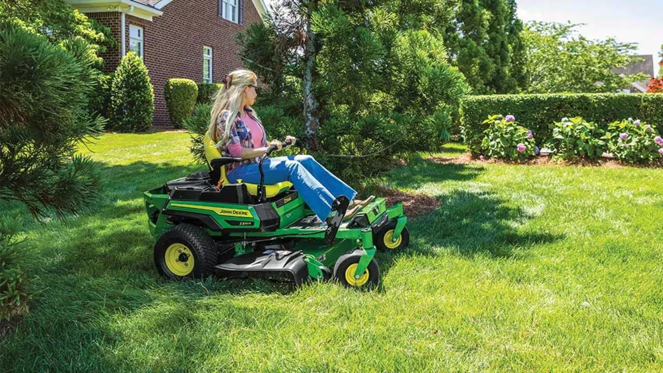 New John Deere Z320R ZTrak™ Mower with 42-in. Deck at LandMark