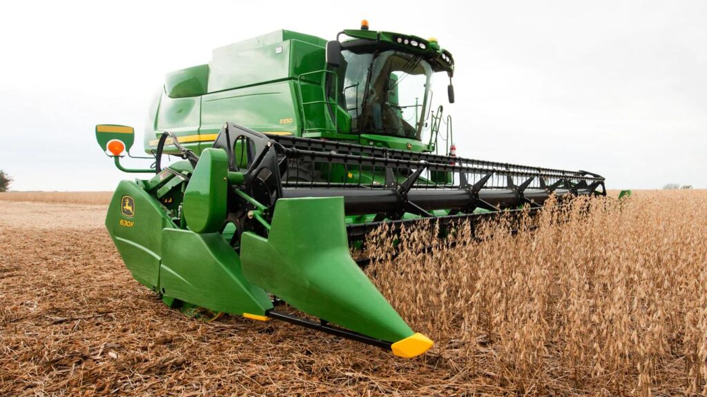 New John Deere 630F HydraFlex™ Cutting Platform at LandMark