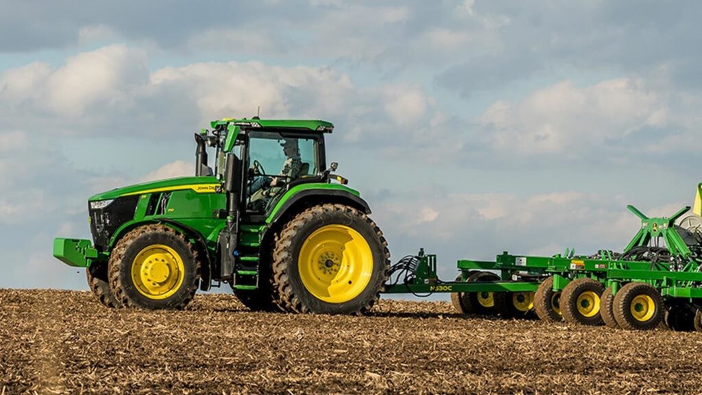 New John Deere 7R 230 Tractor at LandMark