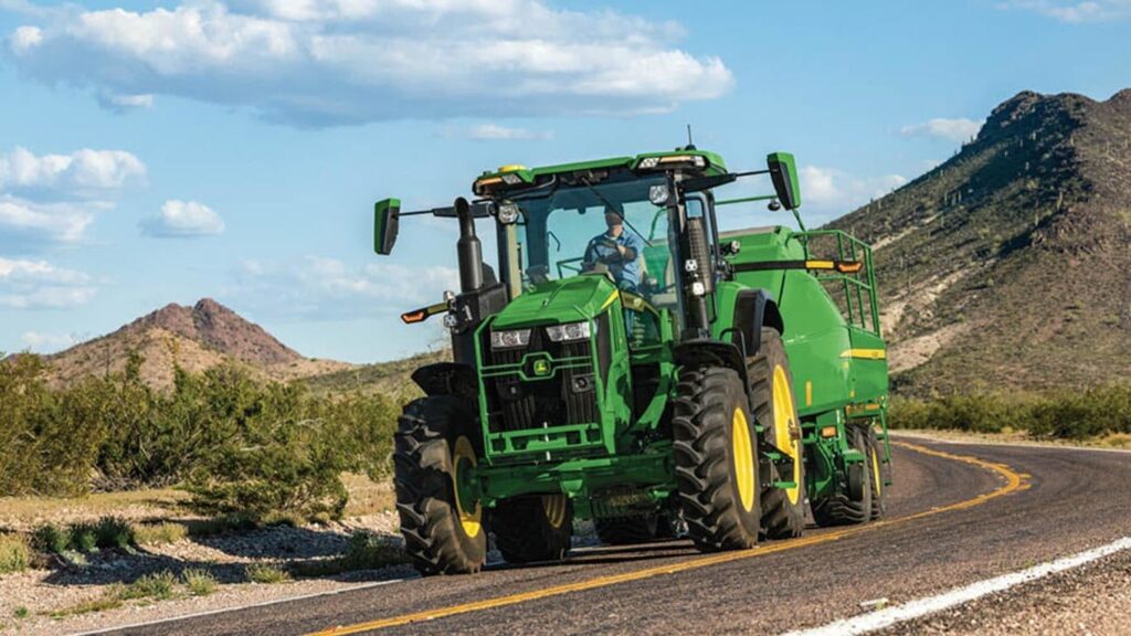 New John Deere 7R 290 Tractor at LandMark