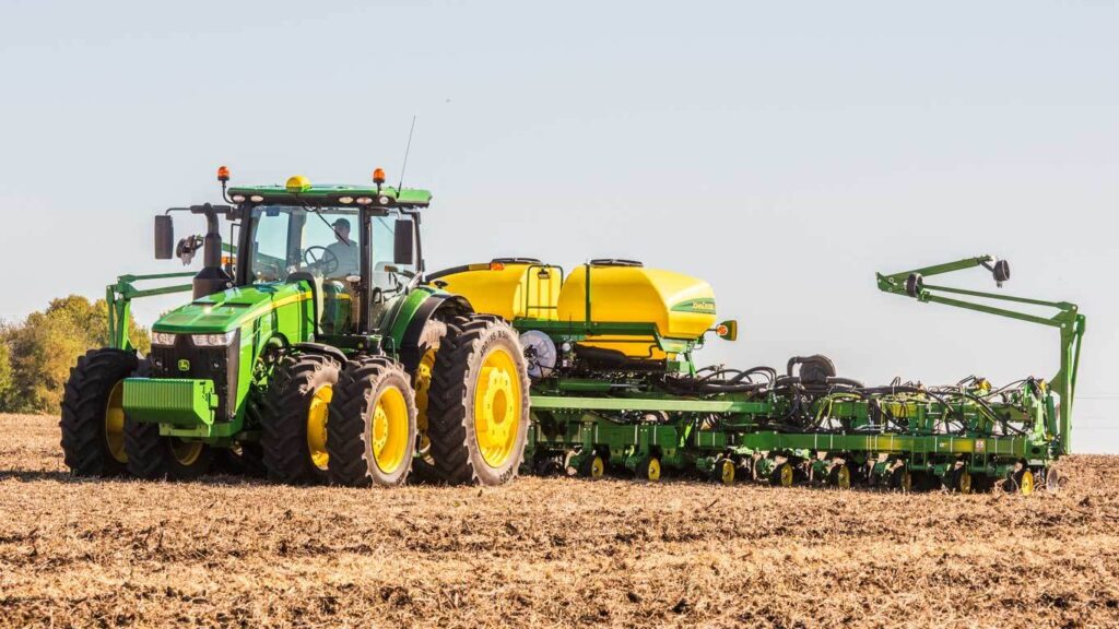 New John Deere 1795 12Row Split 23 or 24 Planter at LandMark