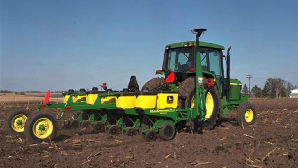 New John Deere 1705 Planter at LandMark