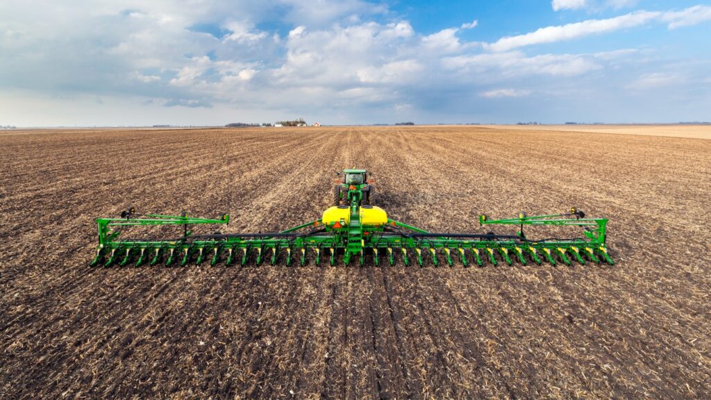 New John Deere DB90 36Row30 Planter at LandMark