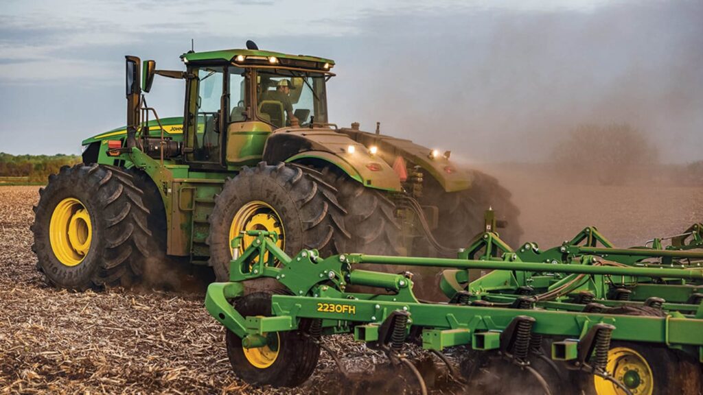 New John Deere 9R 590 Tractor at LandMark