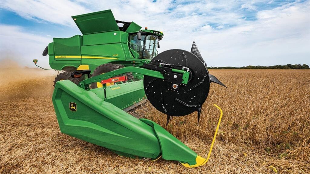 New John Deere S790 Combine at LandMark
