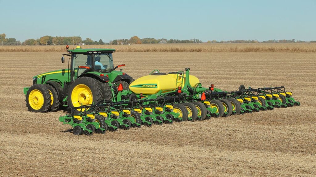 New John Deere DR24 Planter at LandMark
